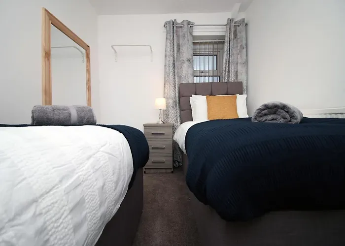 Stay In The Heart Of Swansea- Tv In Every Bedroom!